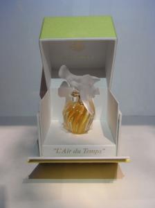French glass perfume bottle（未開栓/箱付）