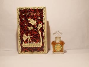 French glass perfume bottle（ケース付き）