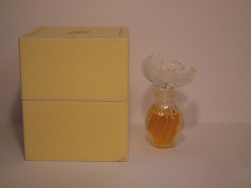 NINA RICCI/L'Air de Temps香水瓶、ミニチュア香水ボトル、ミニガラスボトル、サンプルガラス瓶　LCC 0652（2）