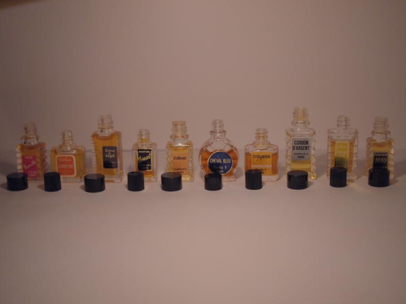 Les Grands Parfums de France香水瓶、ミニチュア香水ボトル、ミニガラスボトル、サンプルガラス瓶　LCC 0660（7）