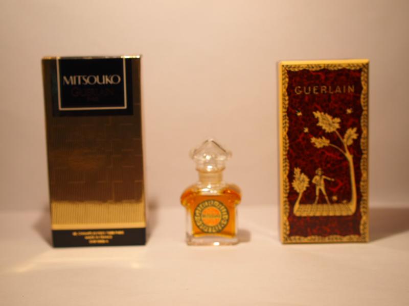French glass perfume bottle(ケース、箱付)