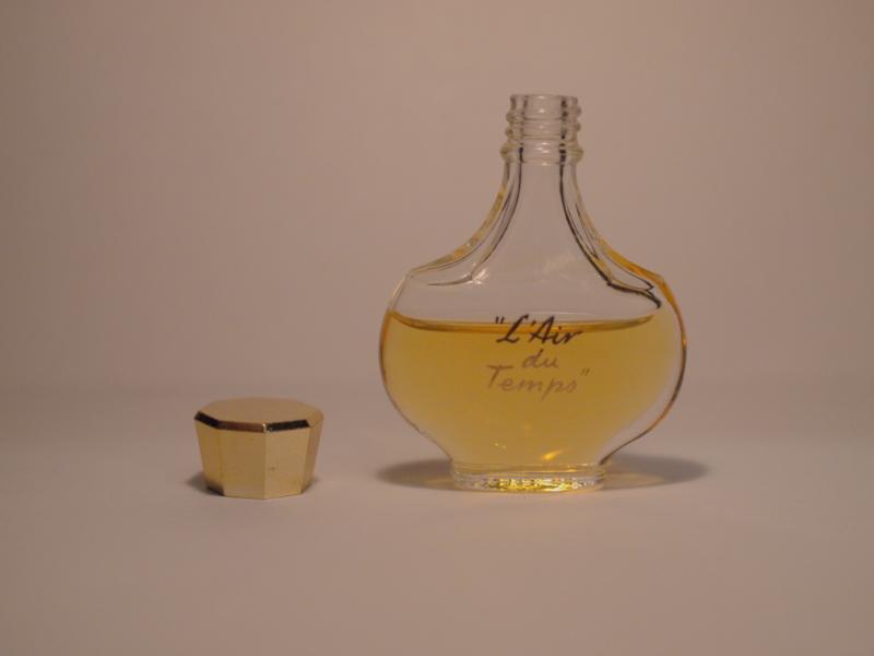 NINA RICCI/L'Air de Temps香水瓶、ミニチュア香水ボトル、ミニガラスボトル、香水ガラス瓶　LCC 0663（5）