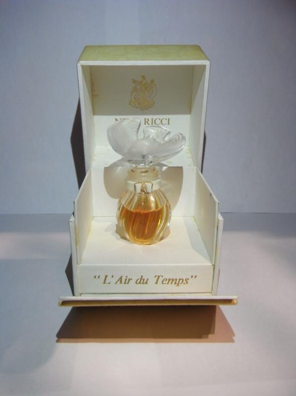 French glass perfume bottle（箱付）