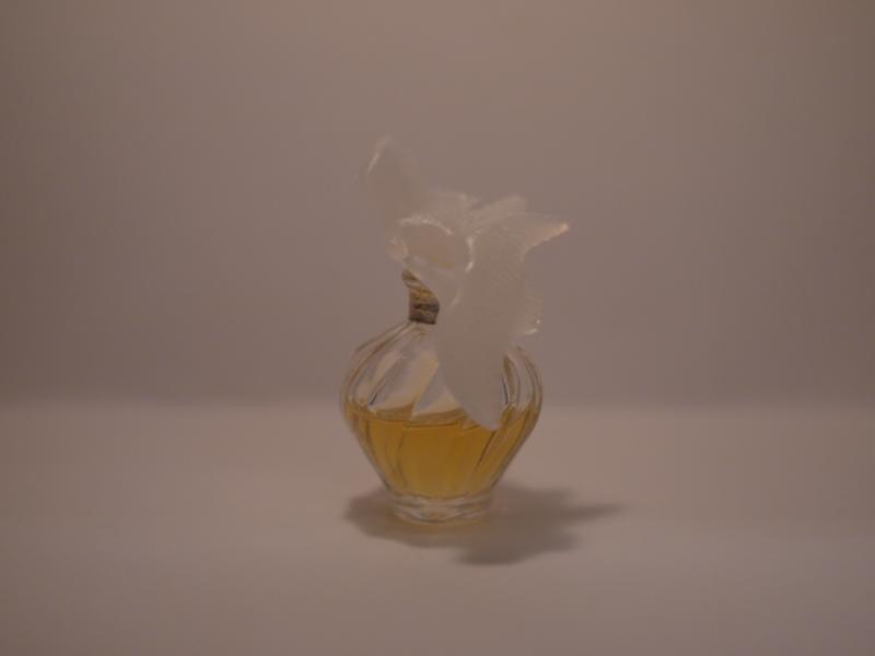 NINA RICCI/L'Air de Temps香水瓶、ミニチュア香水ボトル、ミニガラスボトル、香水ガラス瓶　LCC 0677（4）