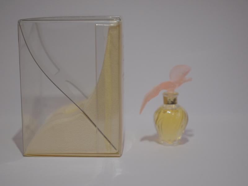 NINA RICCI/L'Air du Temps香水瓶、ミニチュア香水ボトル、ミニガラスボトル、サンプルガラス瓶　LCC 0678（3）
