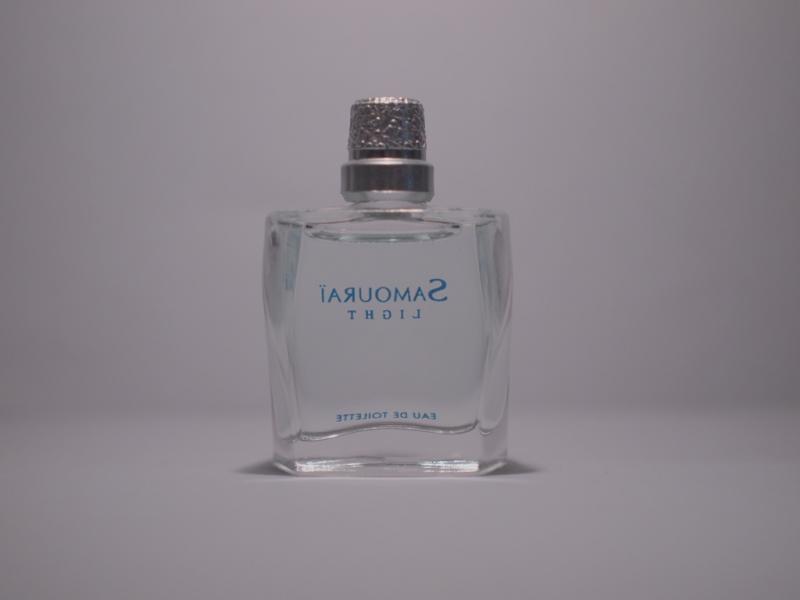 Alain Delon/Samourai Light香水瓶、ミニチュア香水ボトル、ミニガラスボトル、サンプルガラス瓶　LCC 0698（4）
