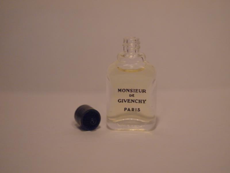 Givenchy/Monsieur de Givenchy香水瓶、ミニチュア香水ボトル、ミニガラスボトル、サンプルガラス瓶　LCC 0719（6）