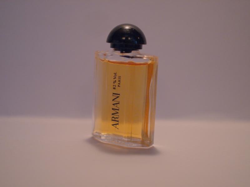 GIORGIO ARMANI/ARMANI香水瓶、ミニチュア香水ボトル、ミニガラスボトル、サンプルガラス瓶　LCC 0738（2）