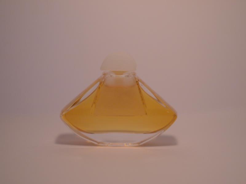 Roberto Capucci/Capucci de Capucci香水瓶、ミニチュア香水ボトル、ミニガラスボトル、サンプルガラス瓶　LCC 0767（4）