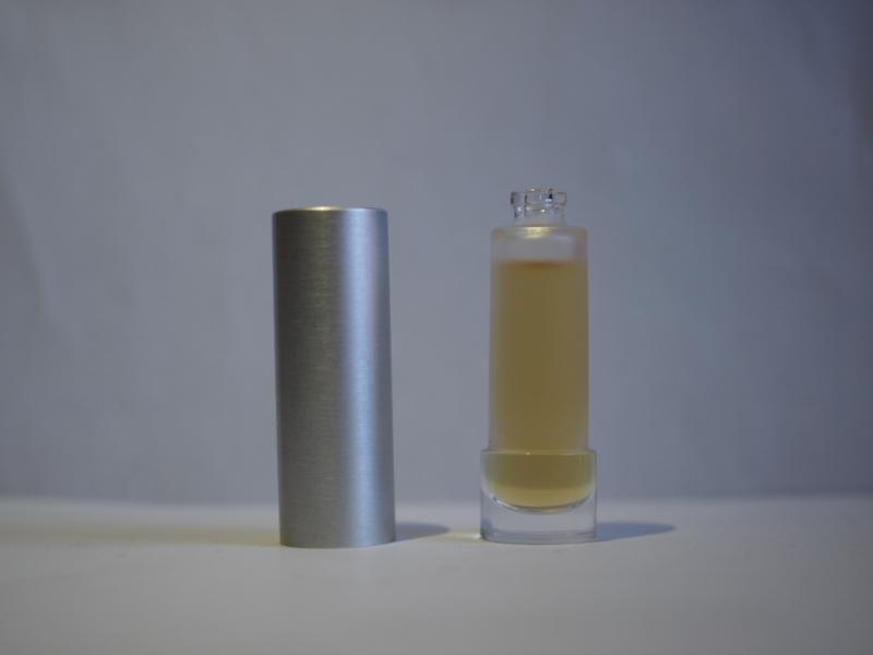 Calvin Klein/Contradiction香水瓶、ミニチュア香水ボトル、ミニガラスボトル、サンプルガラス瓶　LCC 0771（2）
