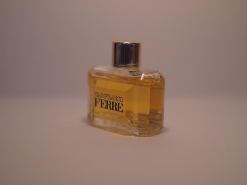 GIANFRANCO FERRE/GIAN FRANCO FERRE香水瓶、ミニチュア香水ボトル、ミニガラスボトル、香水ガラス瓶　LCC 0805（2）