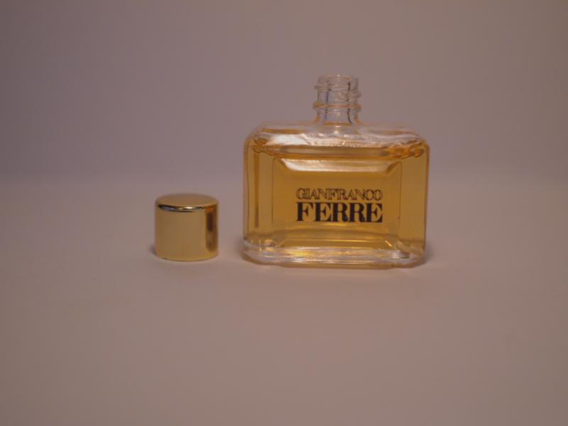 GIANFRANCO FERRE/GIAN FRANCO FERRE香水瓶、ミニチュア香水ボトル、ミニガラスボトル、香水ガラス瓶　LCC 0805（6）