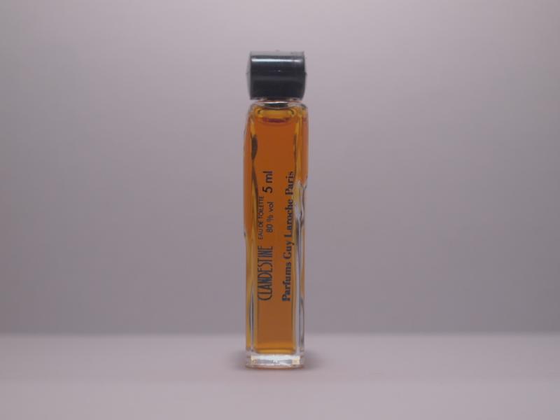 Guy Laroche/CLANDESTINE香水瓶、ミニチュア香水ボトル、ミニガラスボトル、香水ガラス瓶　LCC 0814（2）