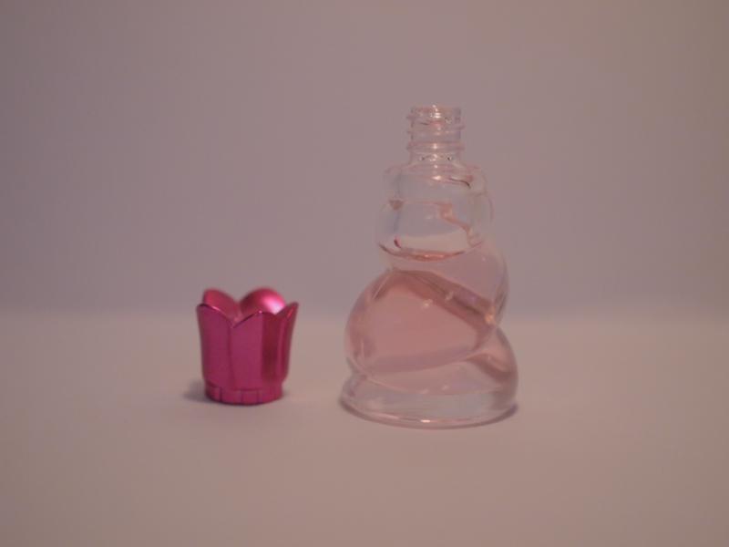 Nina Ricci/Les Belles de Ricc香水瓶、ミニチュア香水ボトル、ミニガラスボトル、香水ガラス瓶　LCC 0826（5）
