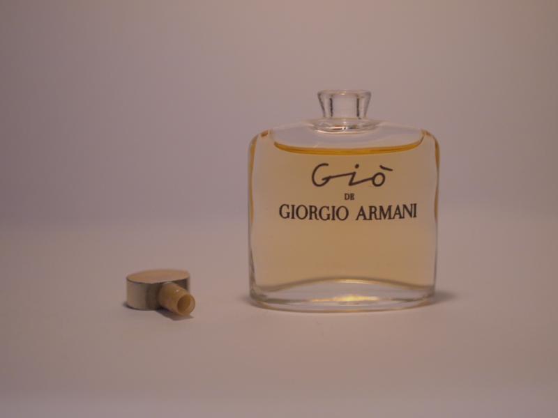 Giorgio Armani/Giò香水瓶、ミニチュア香水ボトル、ミニガラスボトル、香水ガラス瓶　LCC 0832（6）