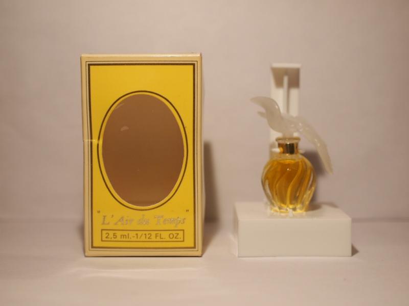 NINA RICCI/L'Air du Temps香水瓶、ミニチュア香水ボトル、ミニガラスボトル、香水ガラス瓶 LCC 0856(6)