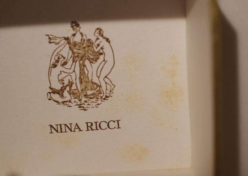 NINA RICCI/L'Air de Temps香水瓶、ミニチュア香水ボトル、ミニガラスボトル、サンプルガラス瓶 LCC 0859(6)