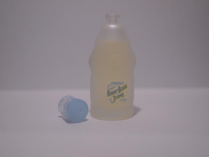 VERSACE/BABY BLUE JEANS香水瓶、ミニチュア香水ボトル、ミニガラスボトル、サンプルガラス瓶　LCC 0861（6）