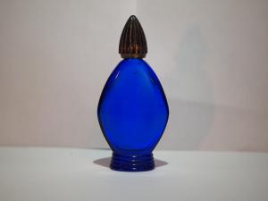 French glass perfume bottle（2点あり！）