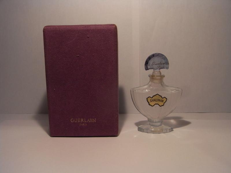 French glass perfume bottle（ケース付き）