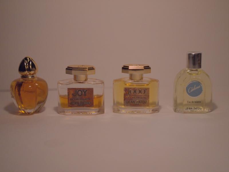 JEAN PATOU/LE COFFRET 4 MINIATURES香水瓶、ミニチュア香水ボトル、ミニガラスボトル、香水ガラス瓶　LCC 0979（2）