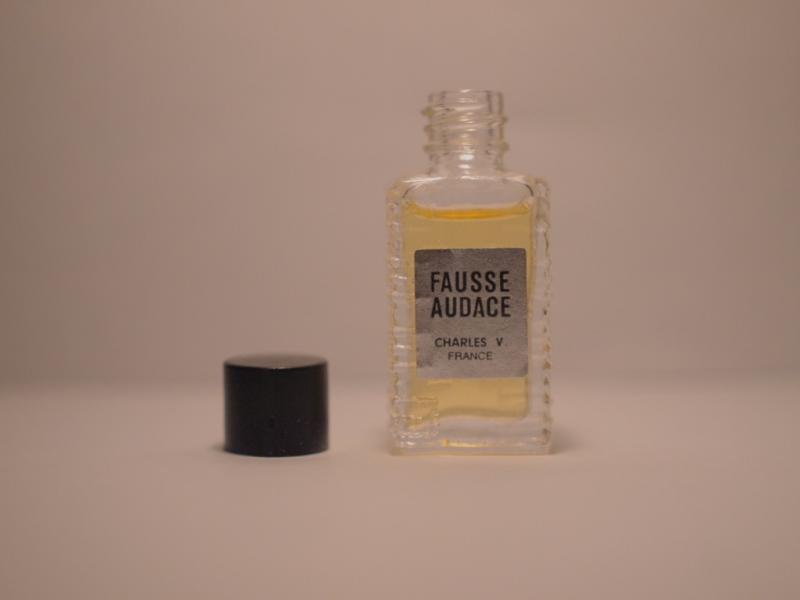CHARLES V./FAUSSE AUDACE香水瓶、ミニチュア香水ボトル、ミニガラスボトル、香水ガラス瓶　LCC 1015（6）