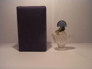 French glass perfume bottle（ケース付き）