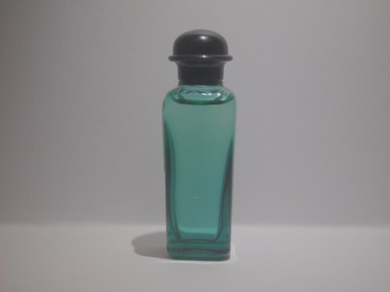 HERMES/eau de cologne香水瓶、ミニチュア香水ボトル、ミニガラスボトル、香水ガラス瓶　LCM 4537（3）