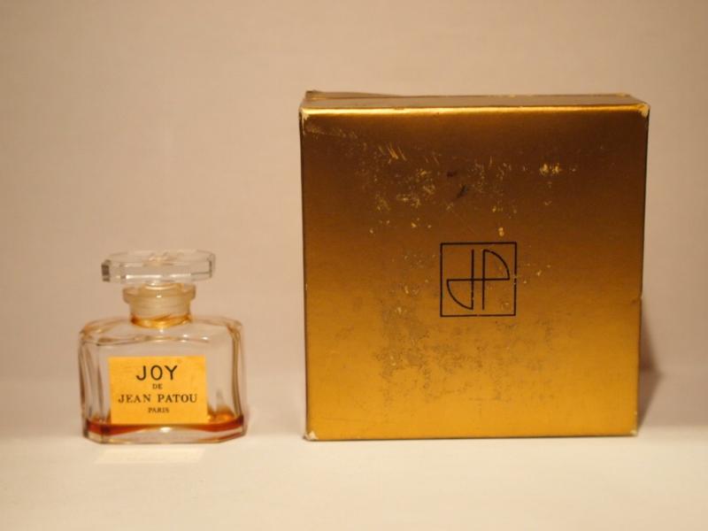 French glass perfume bottle（ケース付）