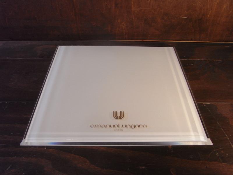 ungaro display tray