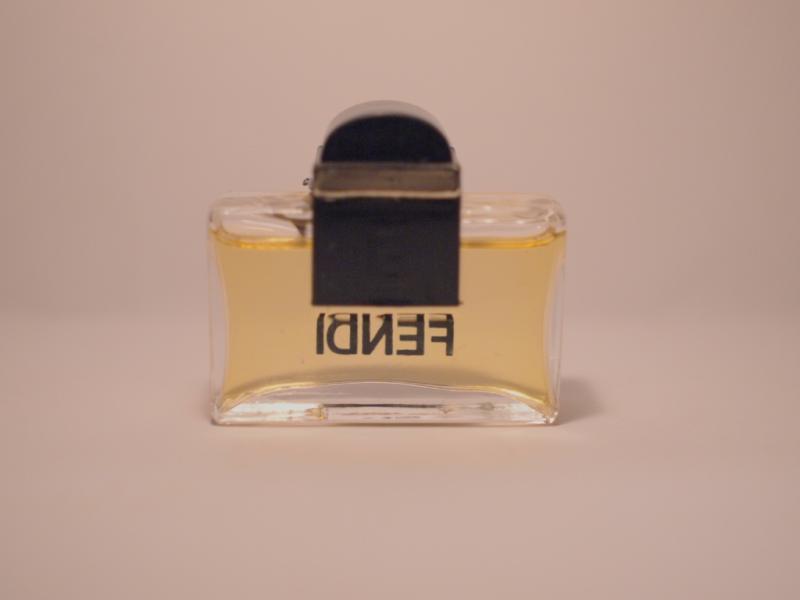 Fendi/Fendi(original)香水瓶、ミニチュア香水ボトル、ミニガラスボトル、香水ガラス瓶　LCM 4645（4）