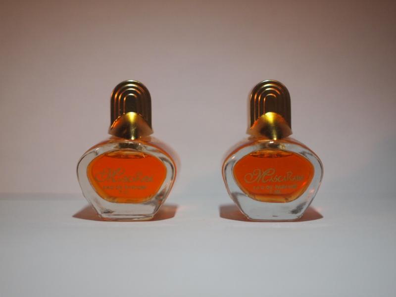 French glass perfume bottle（2点あり！）