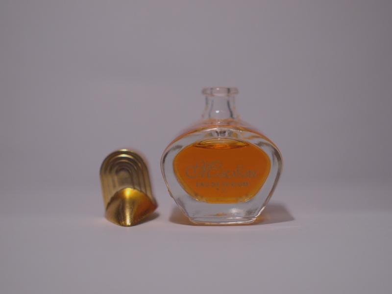 Jeanne Arthes/Mascarade Jeanne Arthes香水瓶、ミニチュア香水ボトル、ミニガラスボトル、サンプルガラス瓶　LCM 4657（6）