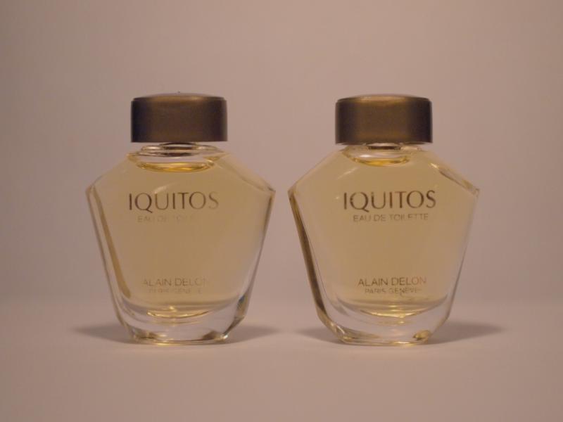 French glass perfume bottle(2点あり!)