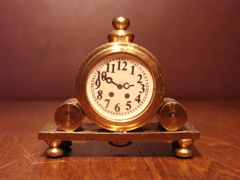オランダ製真鍮時計置物、ミニチュア時計、ドールハウス小物　LCM 5306（1）