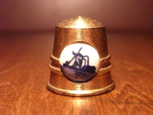 Dutch mini brass thimble