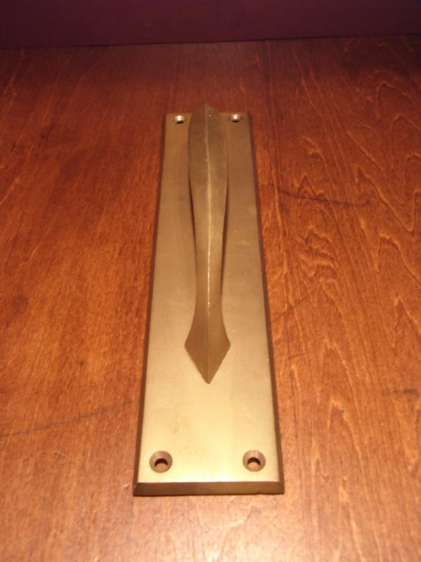 アンティーク真鍮製ハンドル　取っ手　家具パーツ　LCM 4820（2）