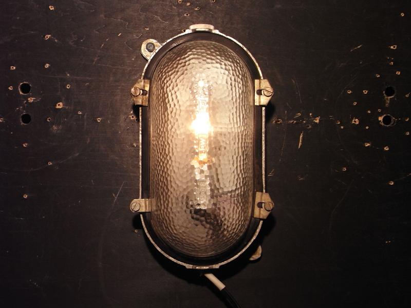 German capsule wall lamp 1灯