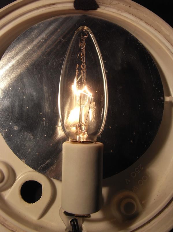 ウォールブラケット、壁ブラケット照明、ウォールランプ、ライト、レトロ照明、フランス製カプセルランプ、白カプセルランプ　LCB 0430（4）