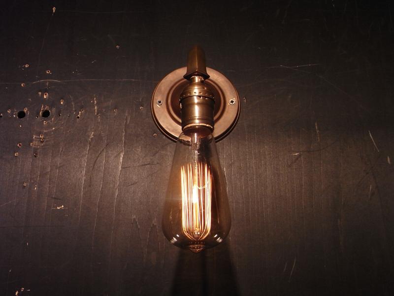 真鍮製ウォールブラケット、壁ブラケット照明、ウォールランプ、ライト、レトロ下向き照明　BCH 0105（4）