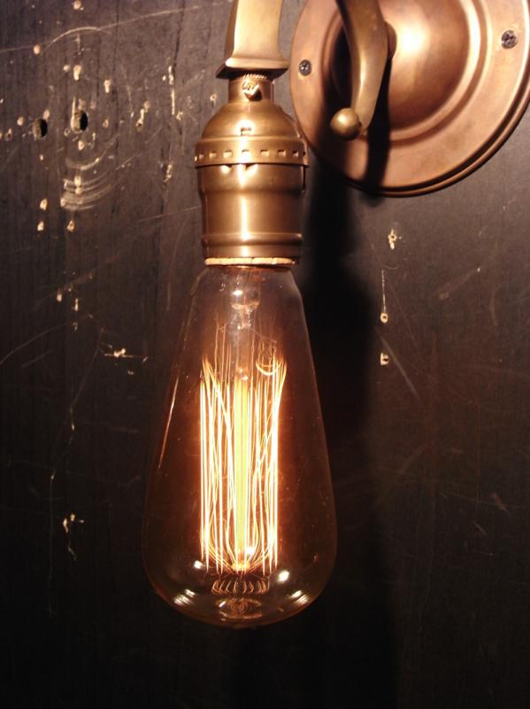 真鍮製ウォールブラケット、壁ブラケット照明、ウォールランプ、ライト、レトロ下向き照明　BCH 0105（5）