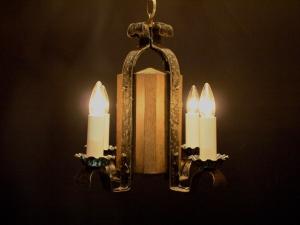 black iron & wood chandelier 4灯