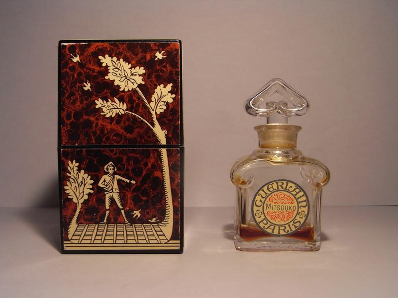 French glass perfume bottle（ケース付）