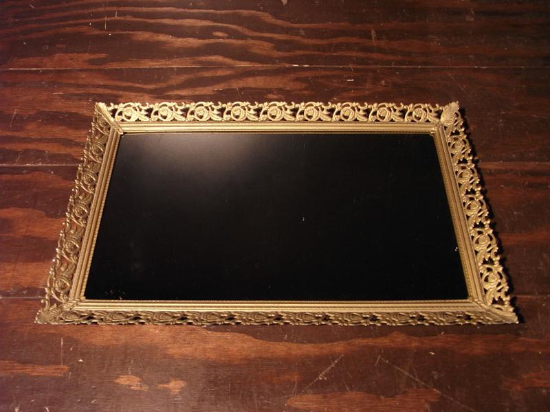 Italian display mirror tray