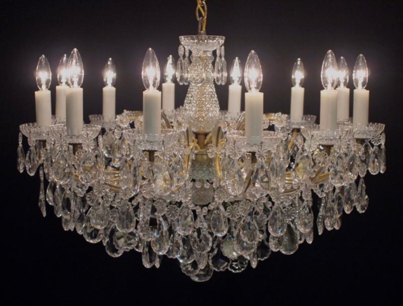 Czechoslovak glass Maria Theresa chandelier 12灯