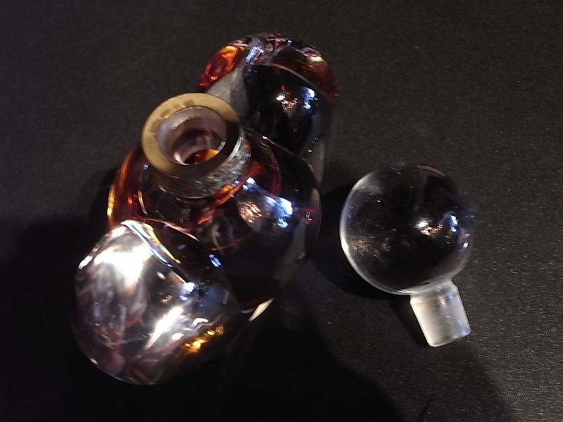 NINA RICCI/Farouche香水瓶、香水ボトル、ガラスボトル、ガラス瓶　LCC 1151（5）