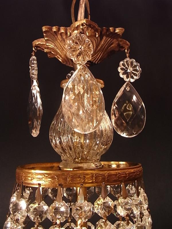フランス製小型真鍮シャンデリア（エンパイア洋梨型クリスタルガラスビーズシャンデリア）インテリア照明　LCH 1149（4）