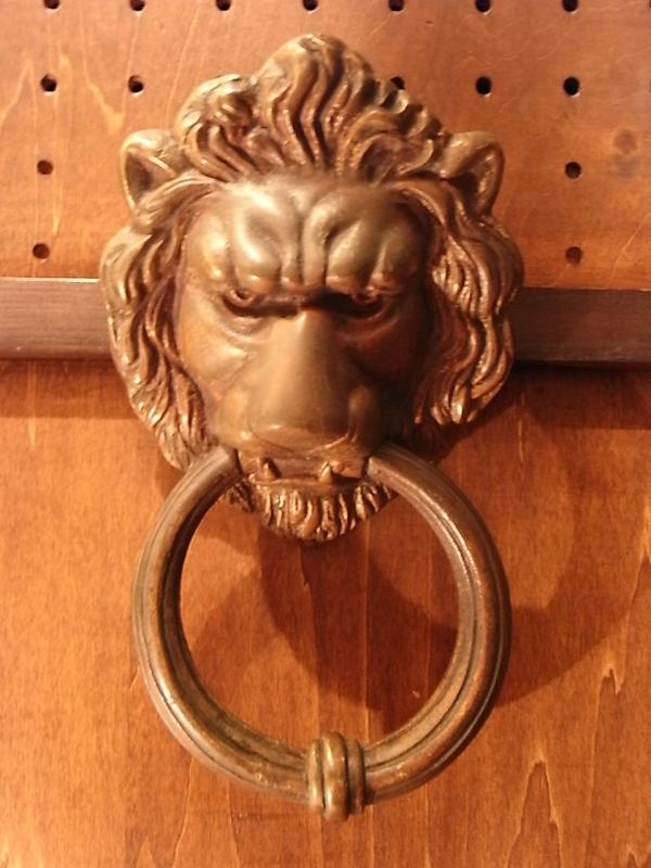 イタリア製真鍮ライオンドアノッカー、ライオンハンドル、動物ドア