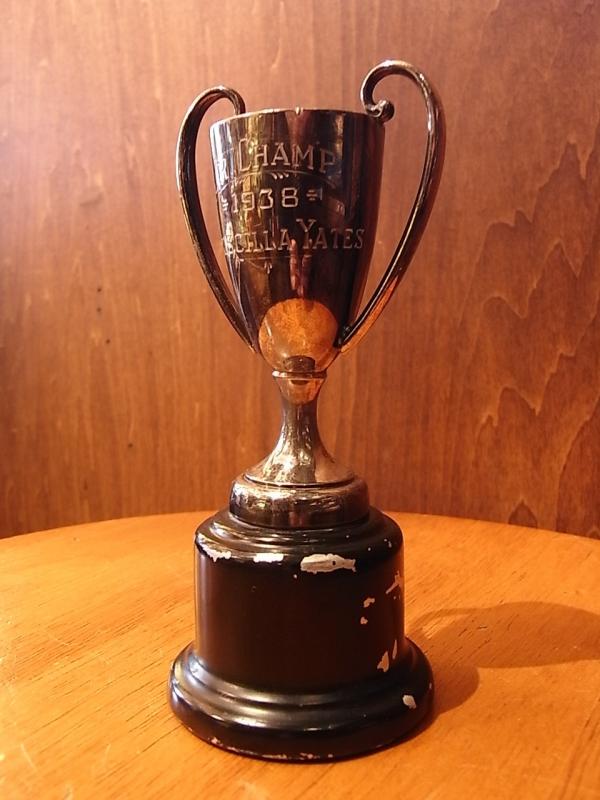 真鍮製トロフィー 1938年アンティーク優勝カップ 優勝杯 LCM 5841(2)