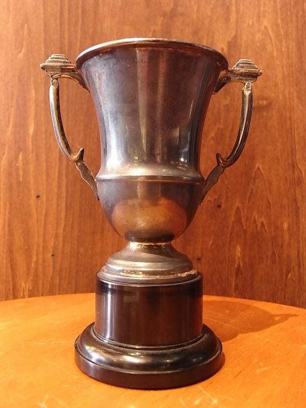 ヴィンテージ真鍮製トロフィー アンティーク優勝カップ　優勝杯　LCM 6127（2）